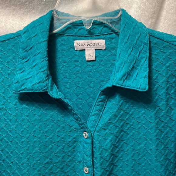 Kim Roger’s Textured Poly LS Turquoise Blouse Size Large - Picture 2 of 4